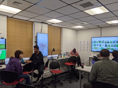 Students working in the DX lab